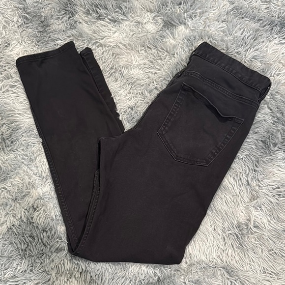H&M Black Skinny Jeans Sleek Modern Fit - Picture 3 of 6